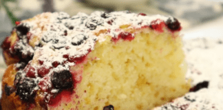 Кондитери поділились рецептом домашнього ягідного пирога