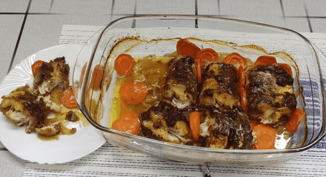 Цей простий рецепт запеченої риби стане №1 на вашій кухні: як приготувати хек смачно та без зайвих зусиль 