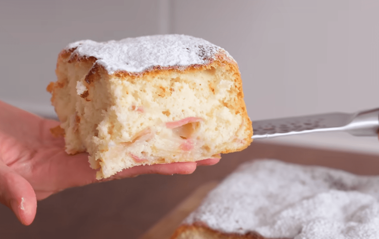 Кулінари нагадали рецепт приготування шарлотки