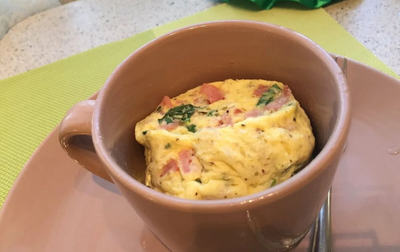 Господині розповіли, яку ситну вечерю можна приготувати із залишків хліба – простий рецепт