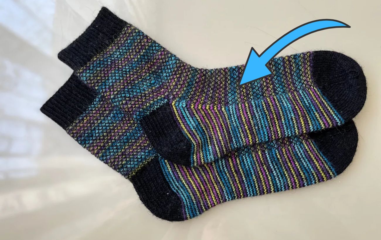 Як використовувати старі шкарпетки в побуті