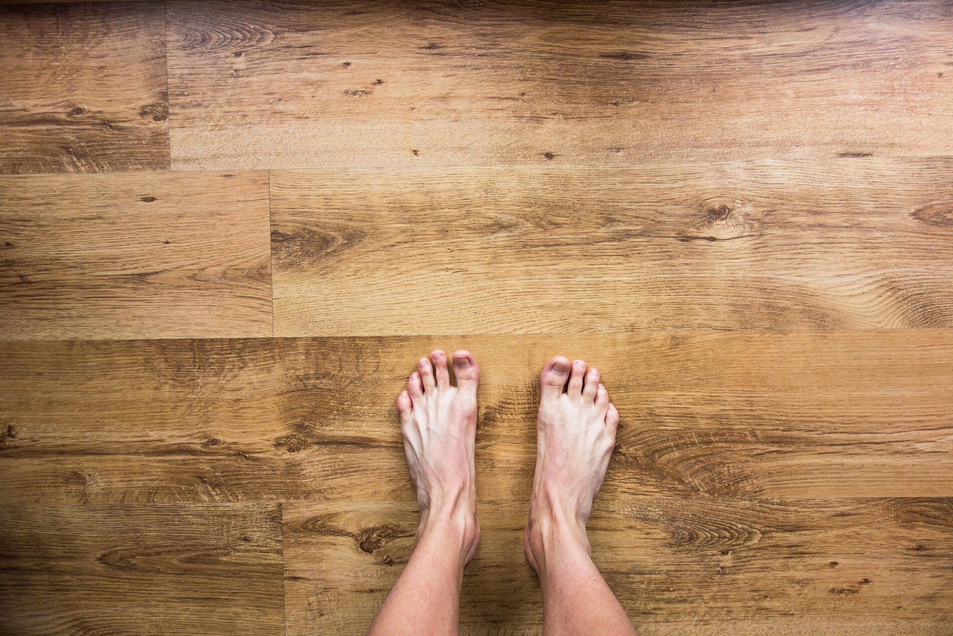 Як утеплити підлогу вдома без витрат