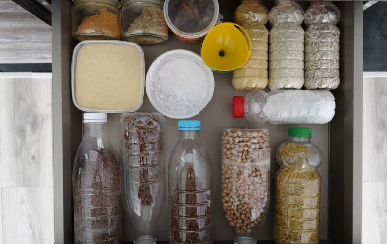 Експерти розповіли, де найкраще зберігати крупи в домашніх умовах – проста порада господиням