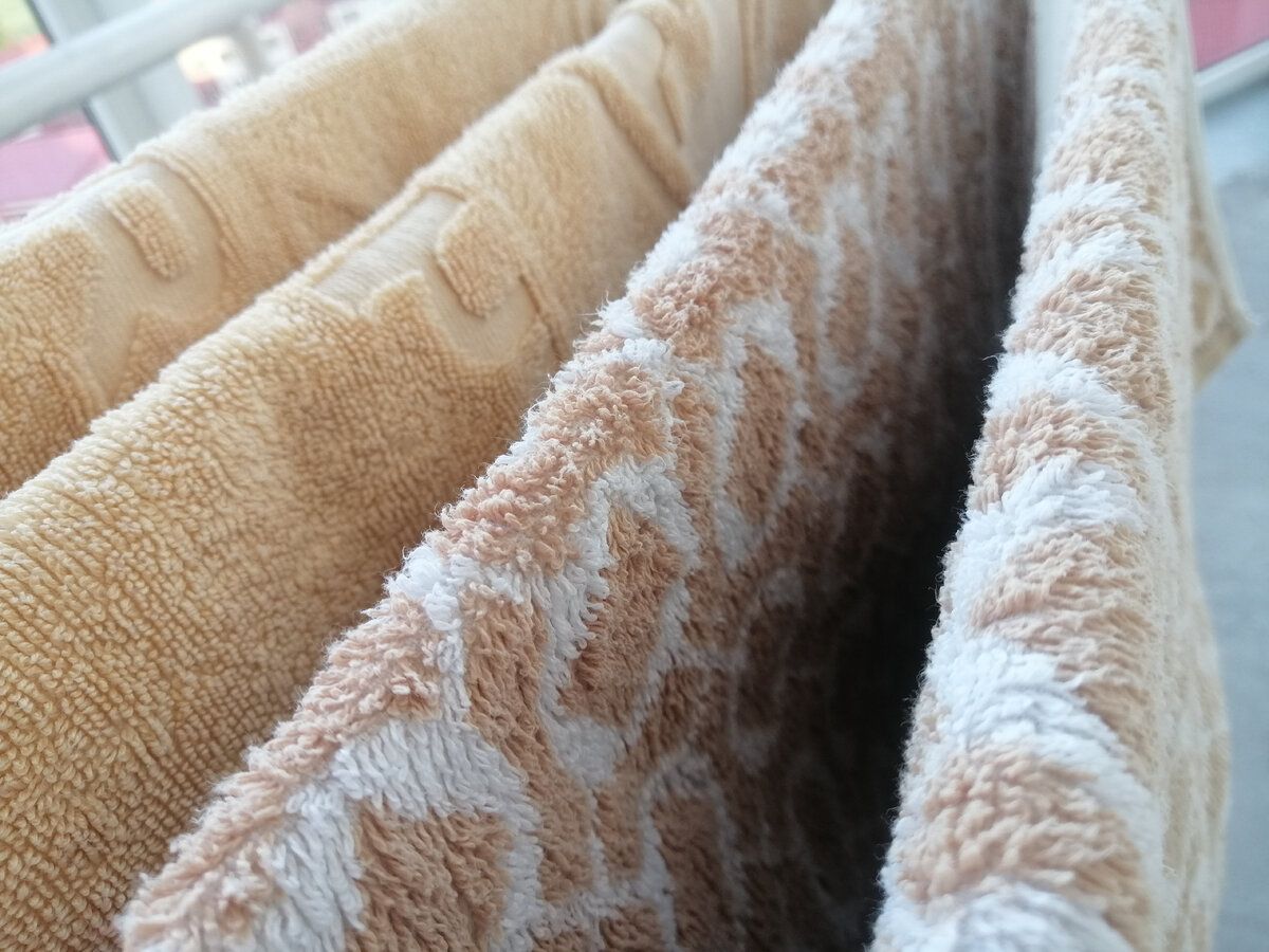 Експерти розповіли, як повернути рушникам м'якість за допомогою простого лайфхаку