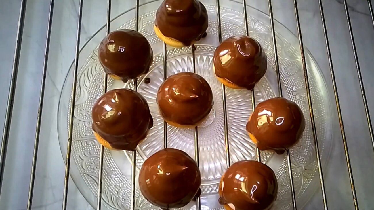 Кулінари розповіли, як приготувати десерт а-ля Бонжур в домашніх умовах