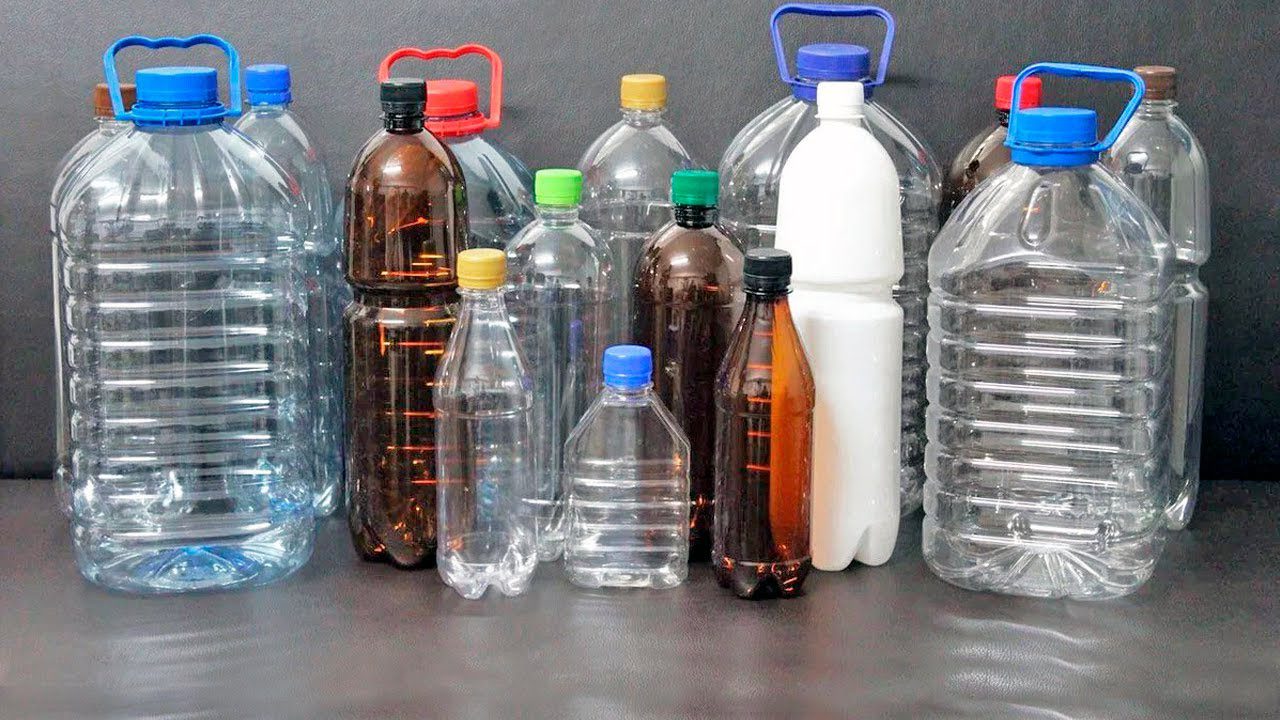 Городники розповіли, навіщо дачники всю зиму збирають пластикові пляшки