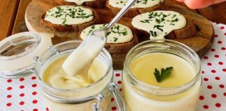 Кулінари розповіли, як приготувати бюджетний та смачний соус з плавленого сирка