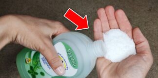 Досвідчені господині розповіли, скільки насправді солі потрібно для прибирання