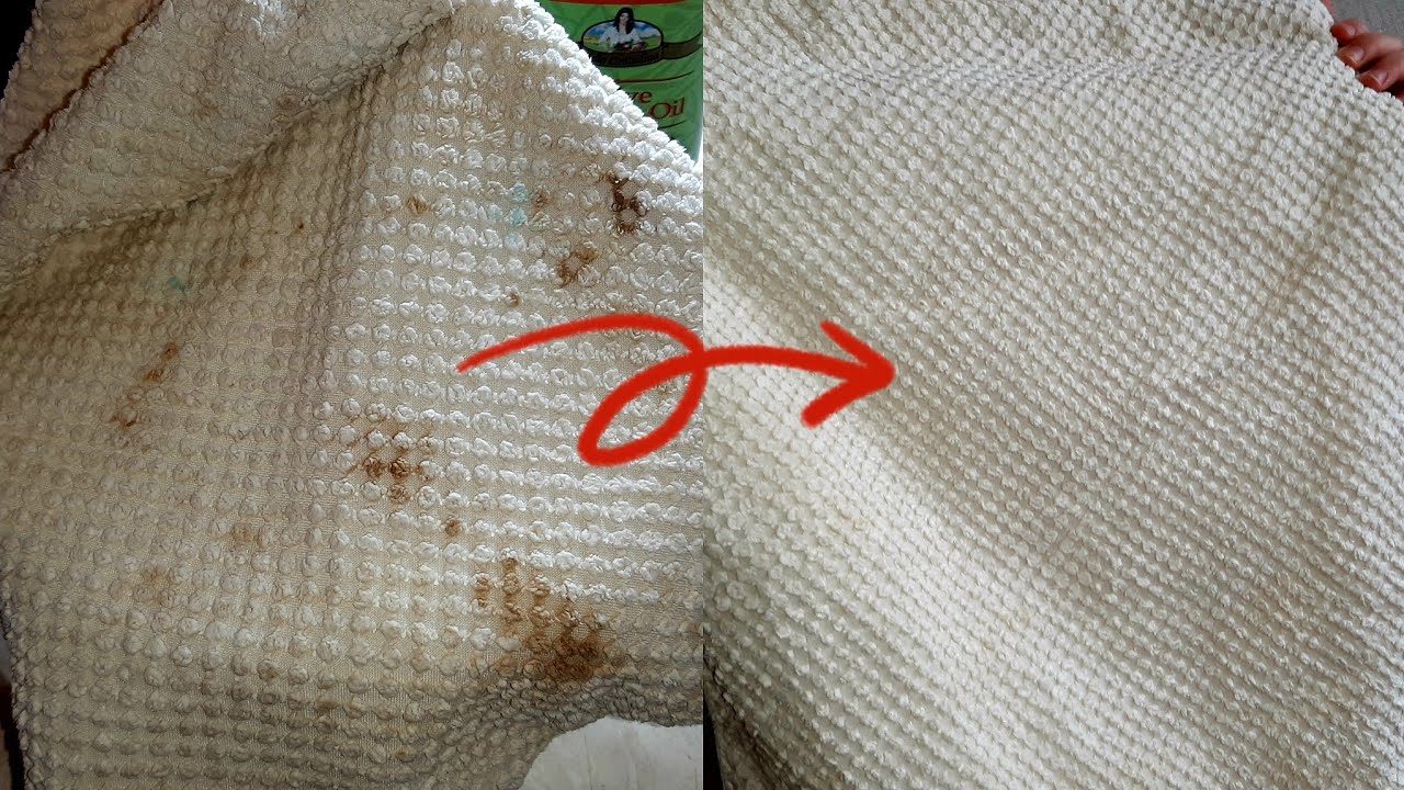 Господині розповіли, як позбутися плям і запаху на кухонних рушниках без прання