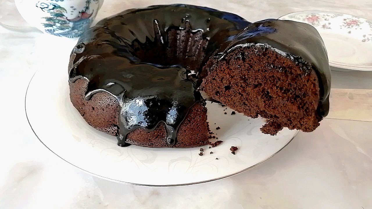 Кулінари поділилися рецептом неймовірно смачного шоколадного манника