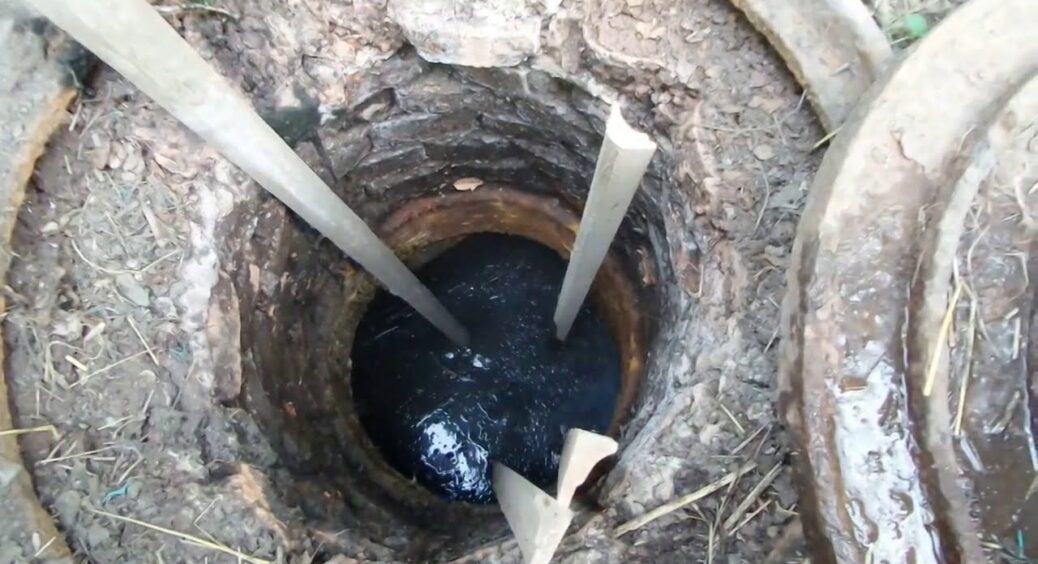 Залийте 1 відро у вигрібну яму – і забудете про відкачку до червня: послугами асенізатора не користуюсь 