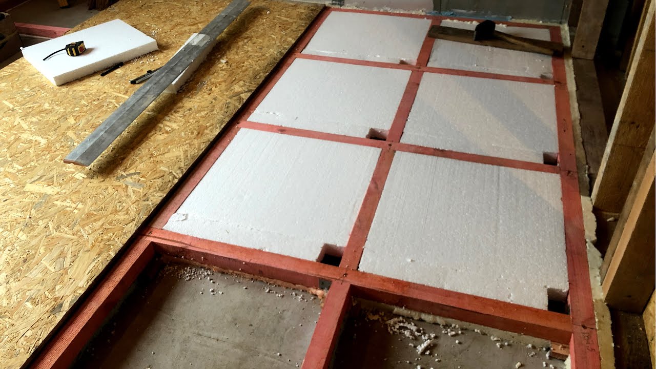 Господарі розповіли, як можна утеплити підлогу в будинку за один день