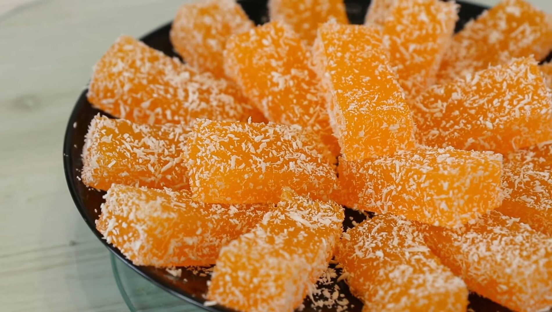 Кулінари поділилися простим рецептом домашнього мандаринового мармеладу