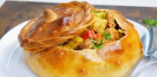 Кулінари розповіли, як приготувати печеню в їстівному горщику