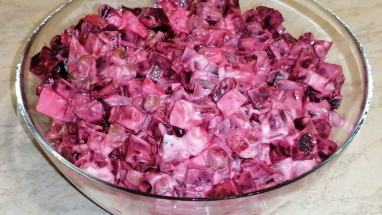 Кулінари розповіли, як приготувати дуже смачний та корисний салат із буряка