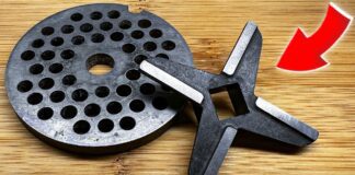 Господині розповіли, як легко й швидко повернути гостроту ножам м'ясорубки