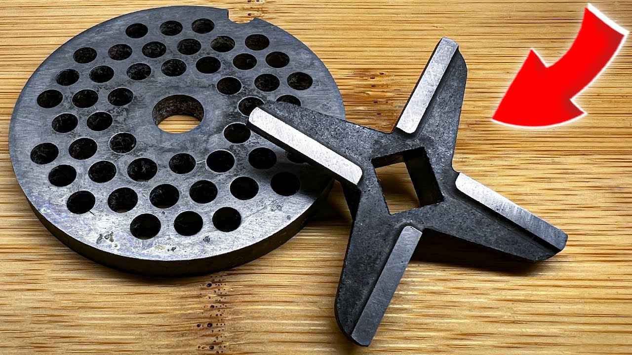 Господині розповіли, як легко й швидко повернути гостроту ножам м'ясорубки