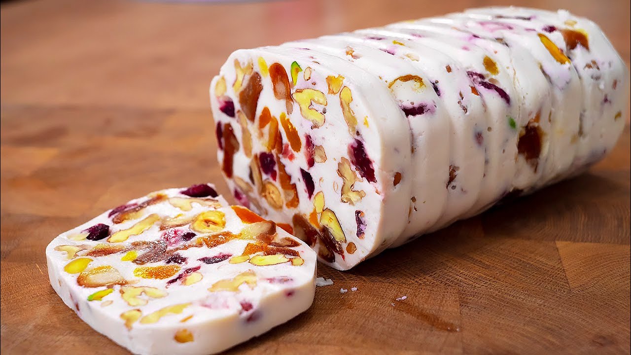 Кулінари розповіли, як приготувати десерт із сиру та сухофруктів у пляшці