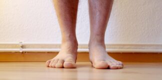 Як утеплити підлогу без килимів