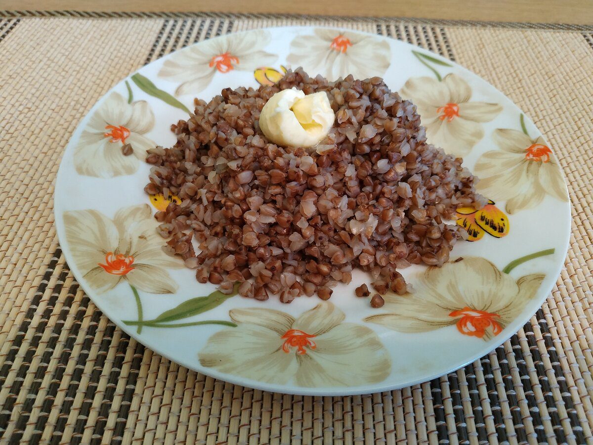 Кулінари розповіли, як зварити гречку, щоб вона не злипалась після приготування – проста порада