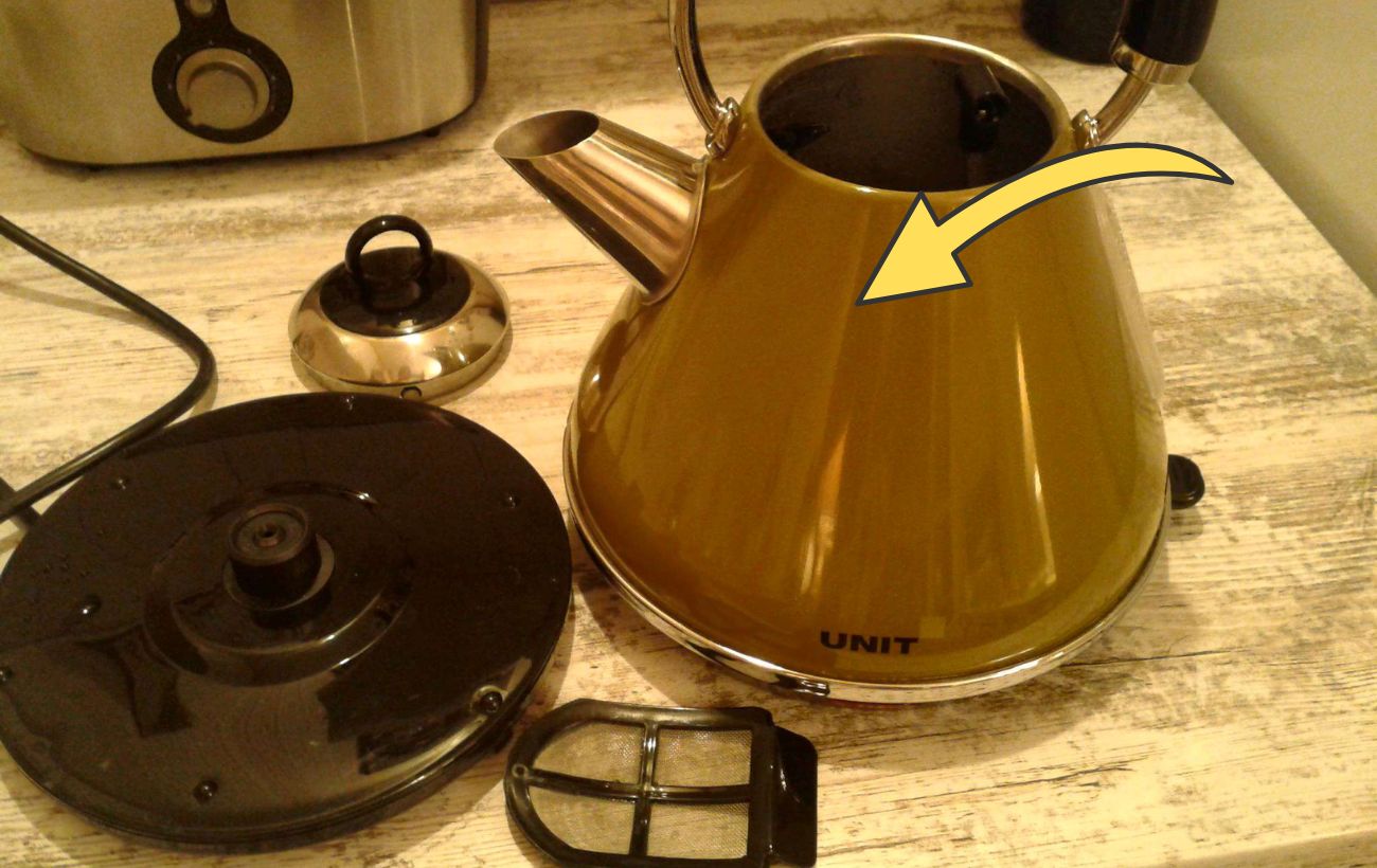 Як очистити чайник від накипу