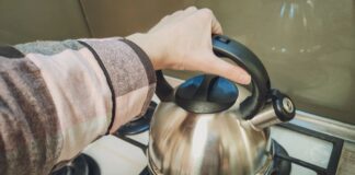 Як очистити чайник від накипу в домашніх умовах