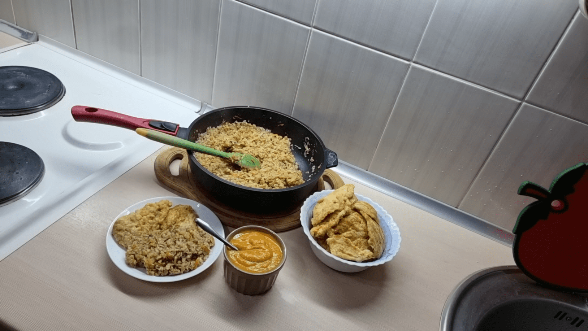 Кухарі розповіли, як смачно приготувати вечерю з гречки та капусти