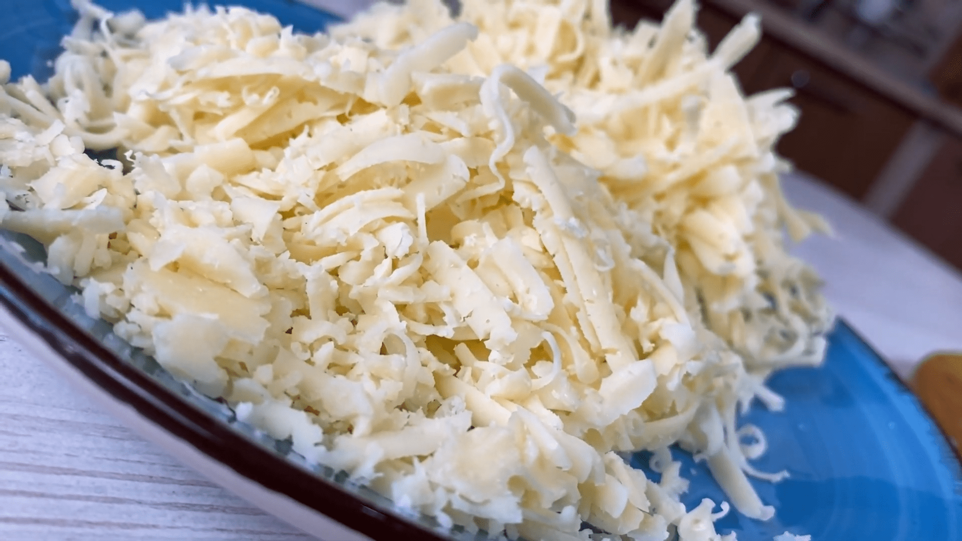 Кулінари розповіли, як приготувати картоплю з фаршем