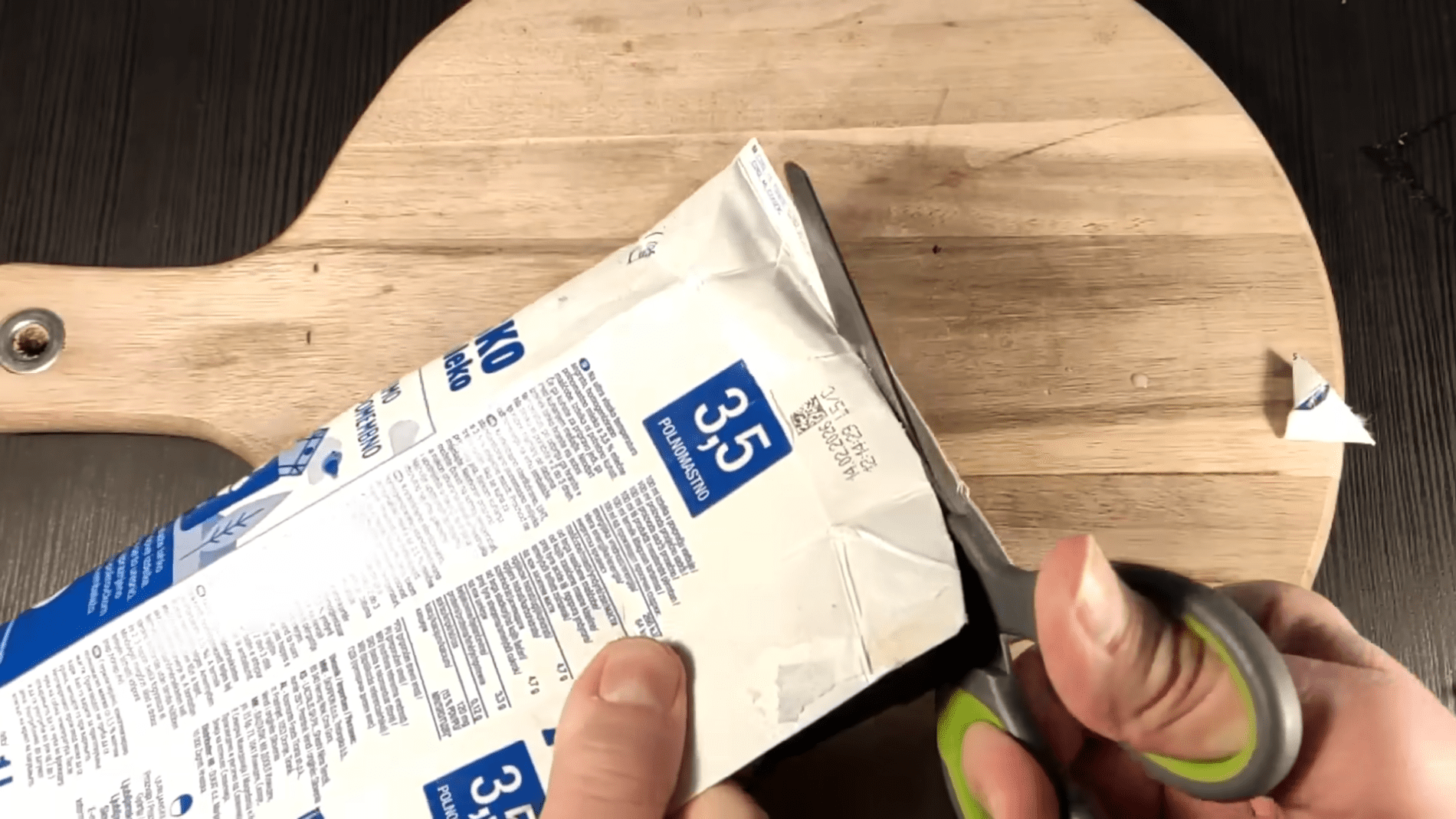 Експерти назвали простий і доступний спосіб зігріти ноги взимку