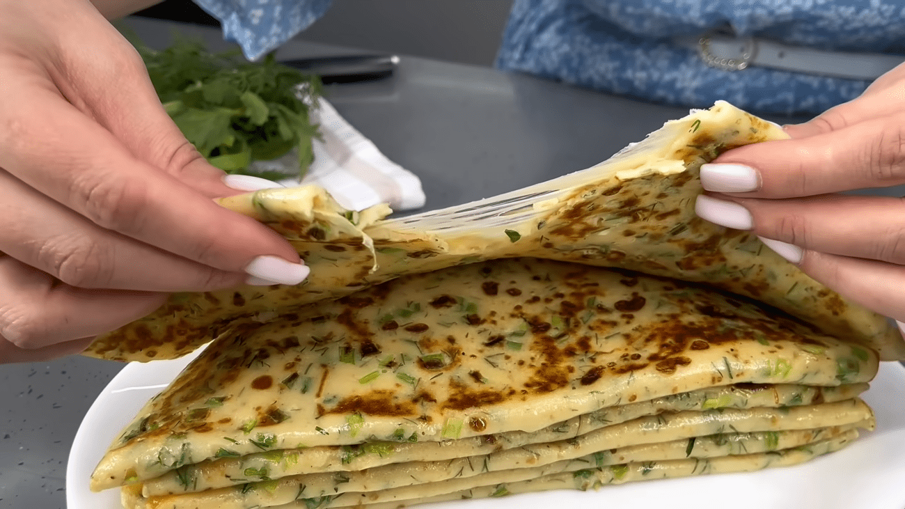 Кухарі розповіли, як приготувати смачні коржики до сніданку