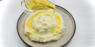 Господині розповіли, як зробити смачне пюре із цвітної капусти 