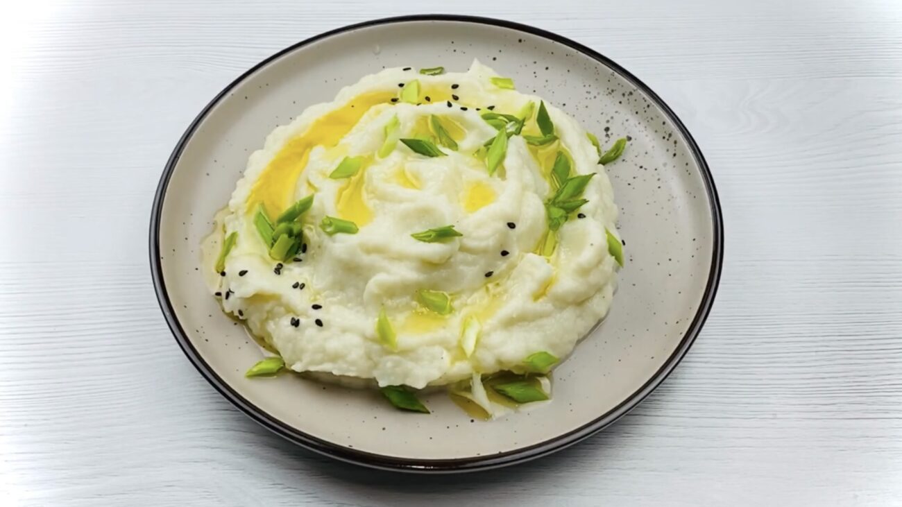 Господині розповіли, як зробити смачне пюре із цвітної капусти 