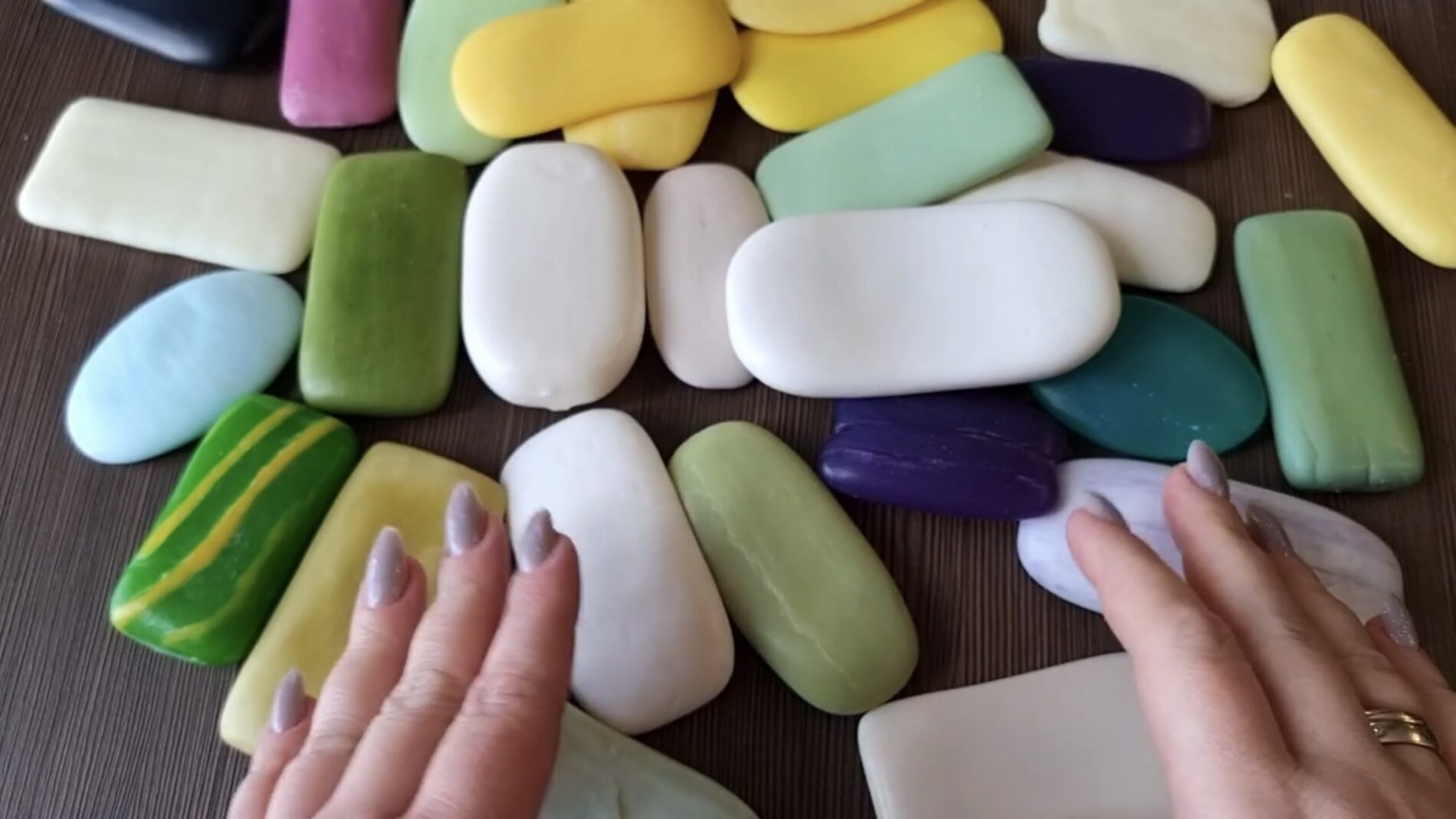 Господині розповіли, навіщо збирати обмилки зі звичайного мила 