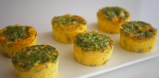 Господині розповіли, як приготувати яйця на сніданок без смаження і варіння 