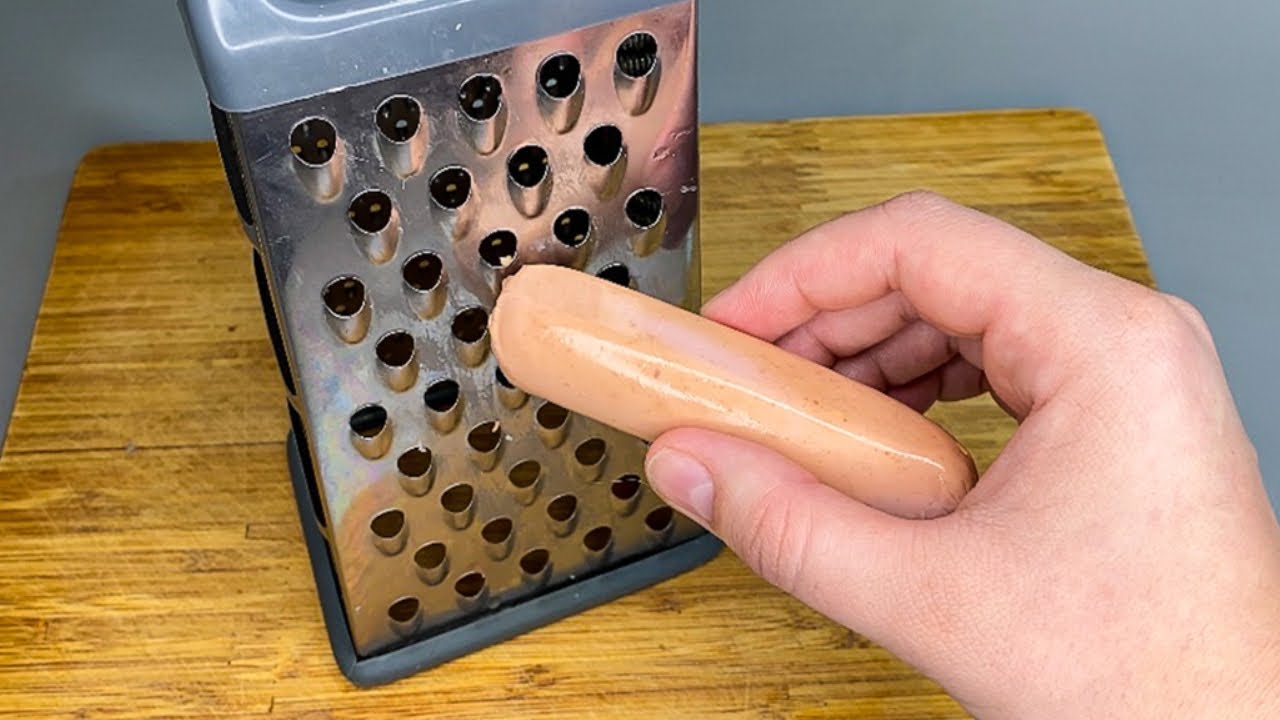 Господині розповіли рецепт смачного сніданку зі звичайних сосисок 