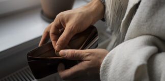 Господині розповіли, які речі не варто позичати нікому