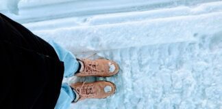 Господині розповіли, як зігріти ноги у морози