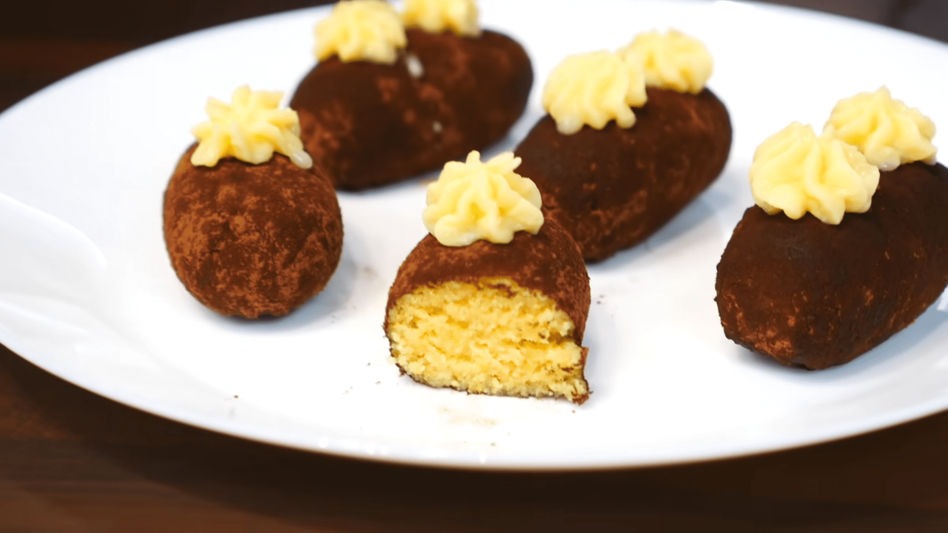 Кондитери розповіли, як приготувати тістечко 