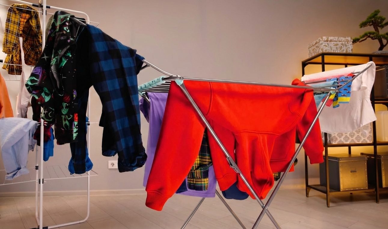 Господині розповіли, як швидше висушити одяг у холодній квартирі