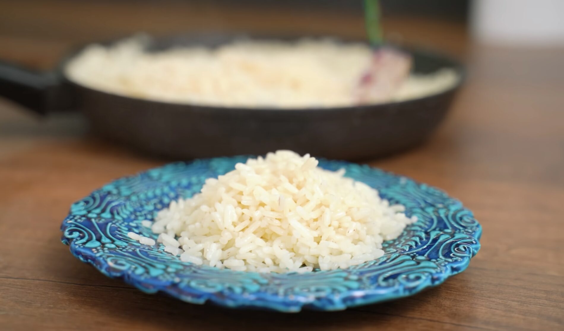 Кулінари розповіли, що додати в рис, щоб він не злипався