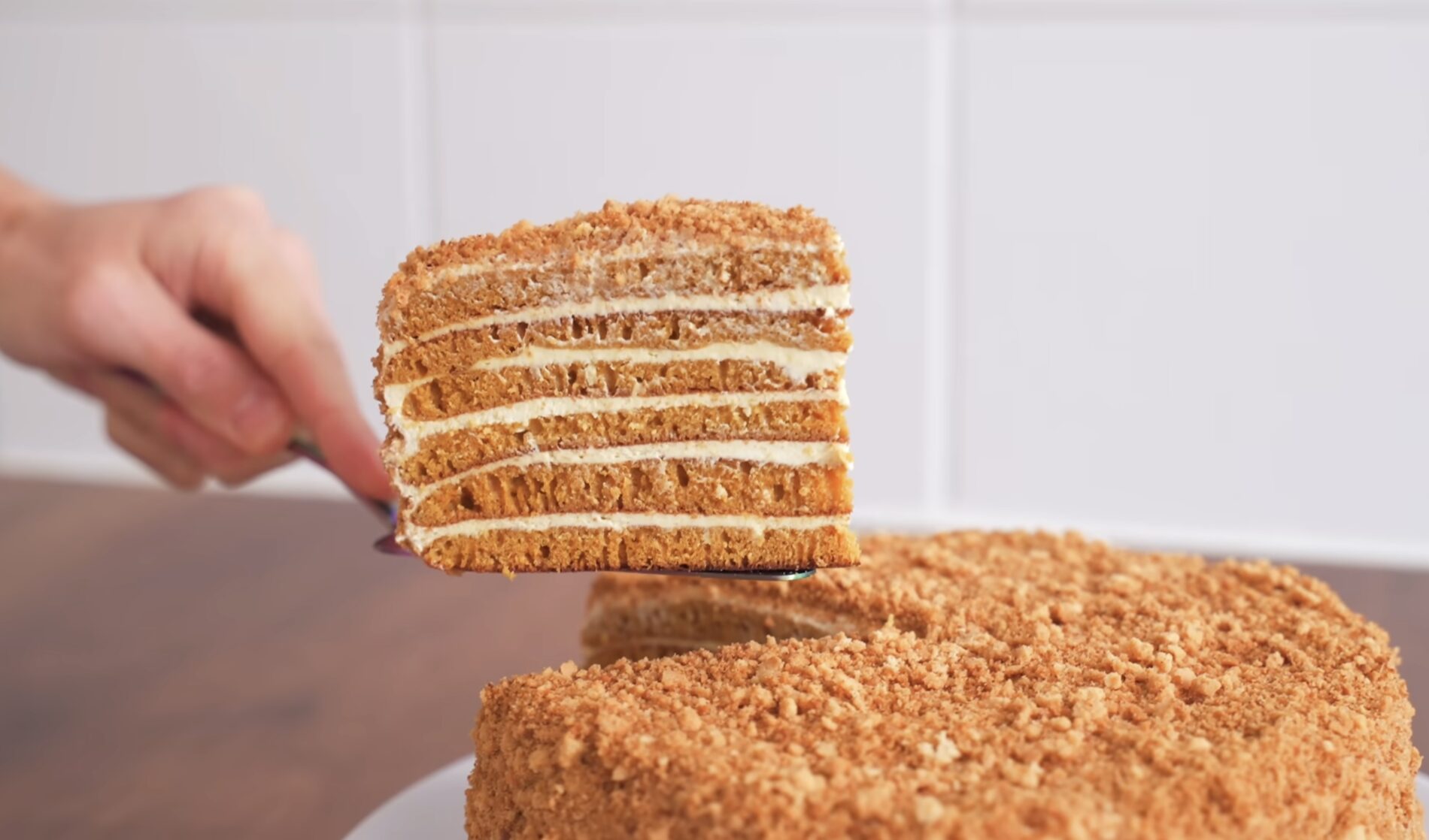 Господині поділилися спрощеним рецептом медівника на сковорідці