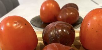 Господині розповіли, як легко визначити солодку хурму