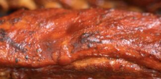 Господині поділилися рецептом соковитих реберець у глазурі