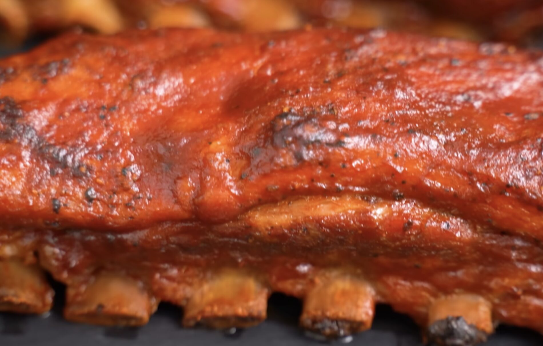 Господині поділилися рецептом соковитих реберець у глазурі