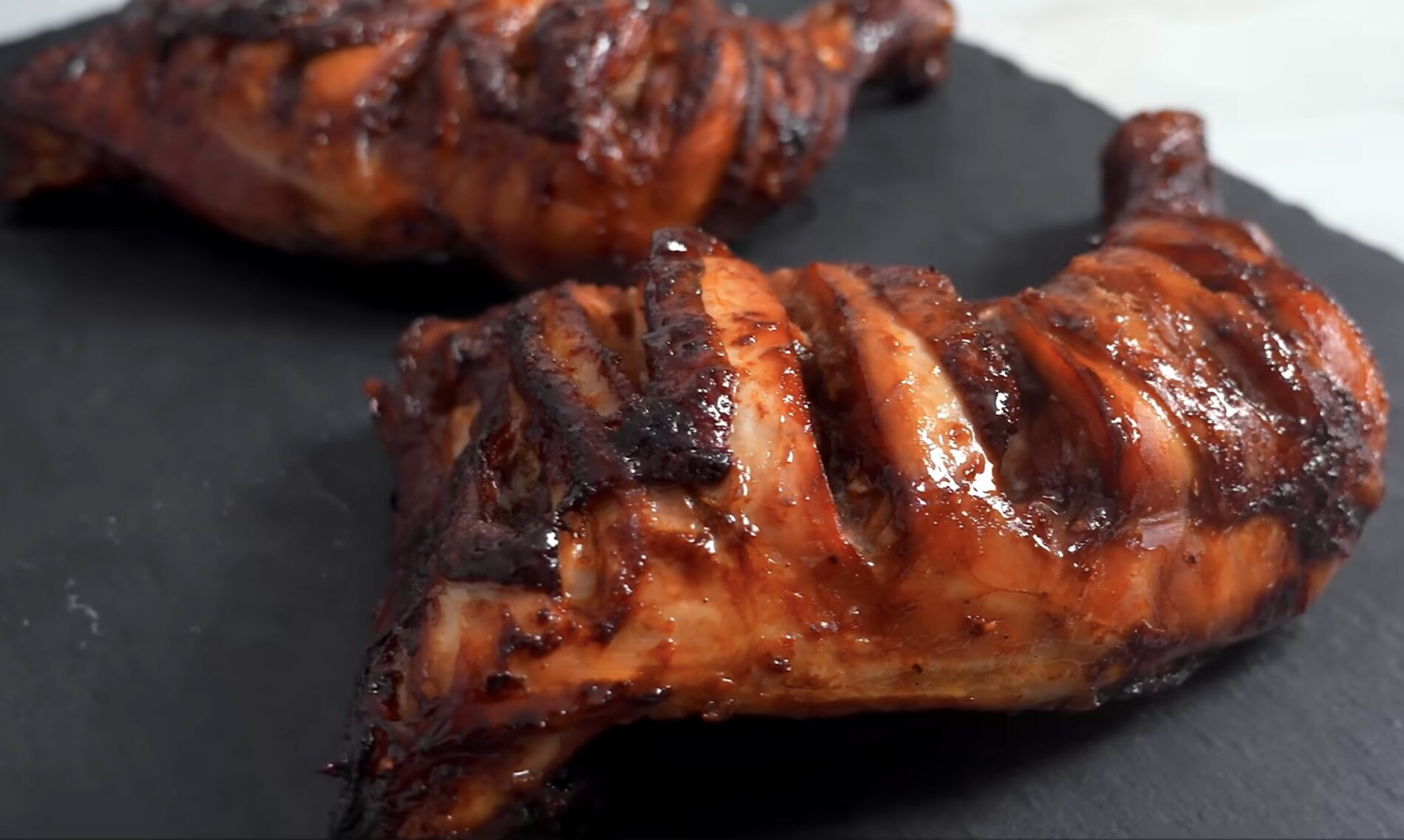 Кулінари поділилися рецептом курячих стегон по-балійськи