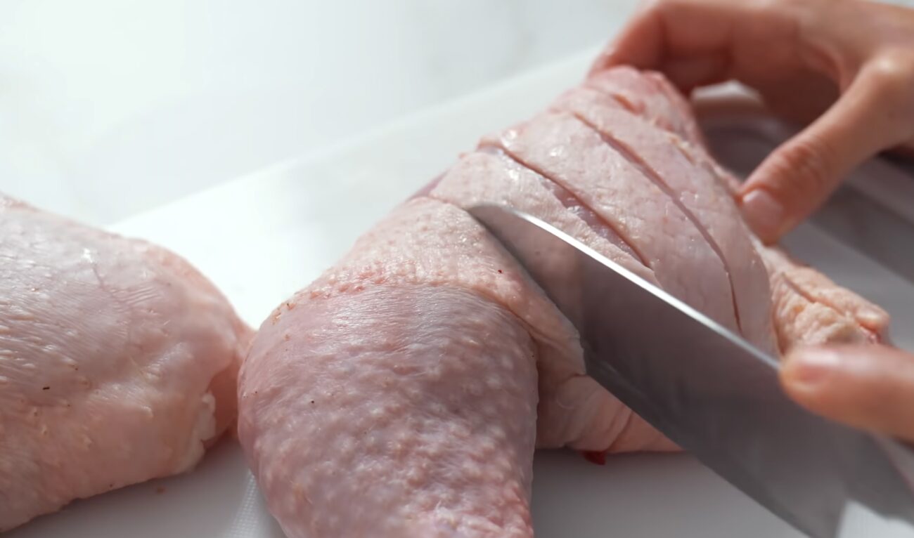 Кулінари поділилися рецептом курячих стегон по-балійськи 