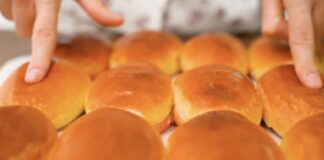 Господині поділилися рецептом швидкого тіста на пиріжки