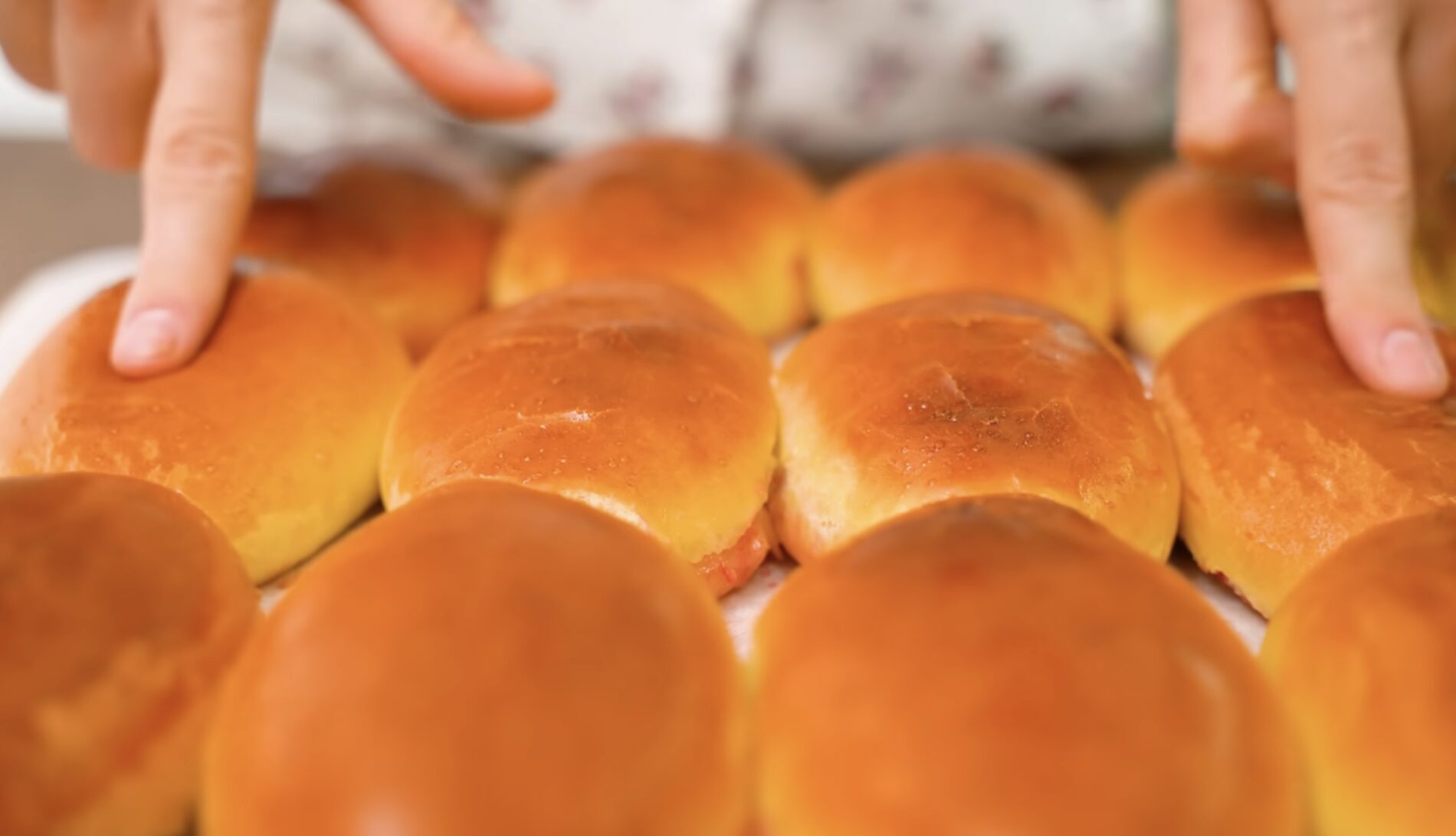 Господині поділилися рецептом швидкого тіста на пиріжки