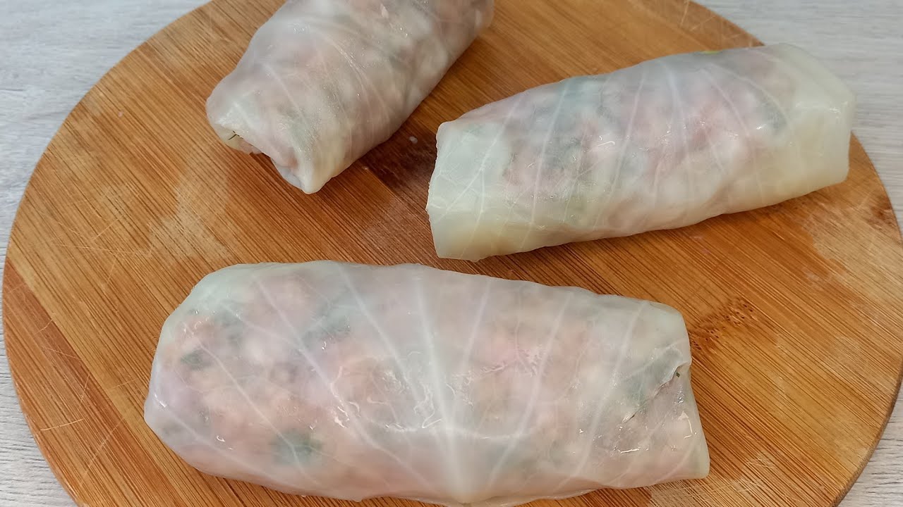 Господині порадили просту дію, яка допоможе швидко розм'якшити листя капусти — порада