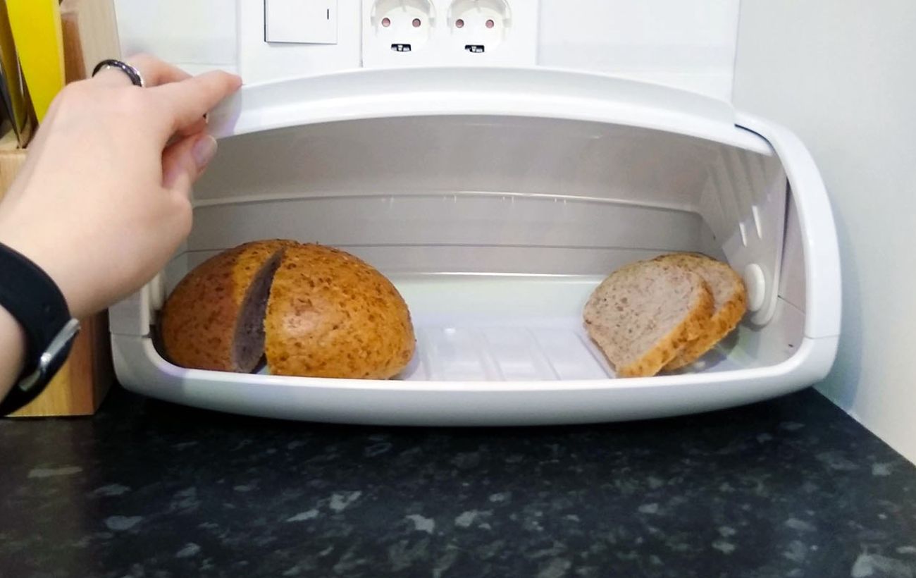 Як зберігати хліб, аби він не черствів